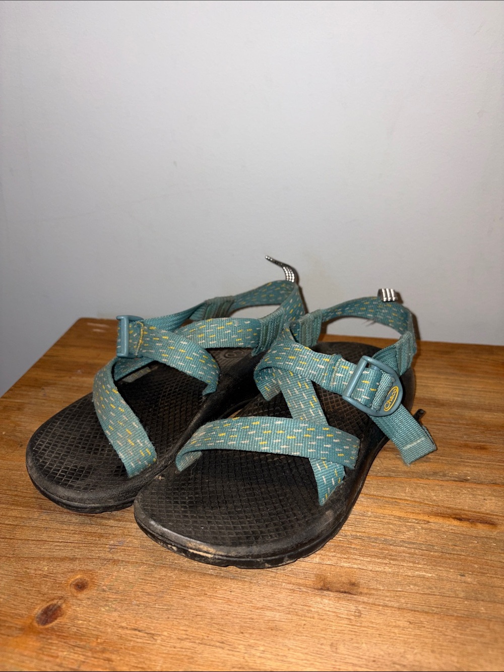 Kids Chaco Teal Outdoor Sport Sandals Size 1